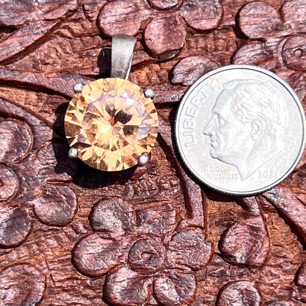 Natural Citrine in .925 silver Pendant